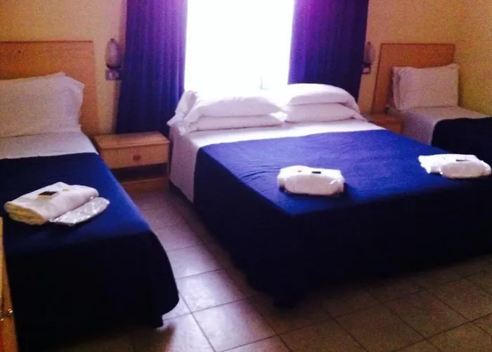 Fly Cagliari 酒店 阿塞米尼