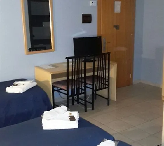 Fly Cagliari 3* 阿塞米尼