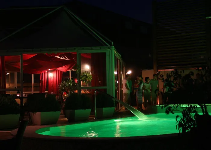 Fly Cagliari 酒店 3*