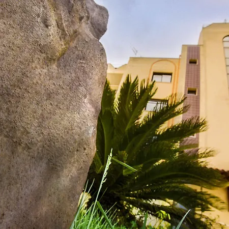 Fly Cagliari Hotel Assemini